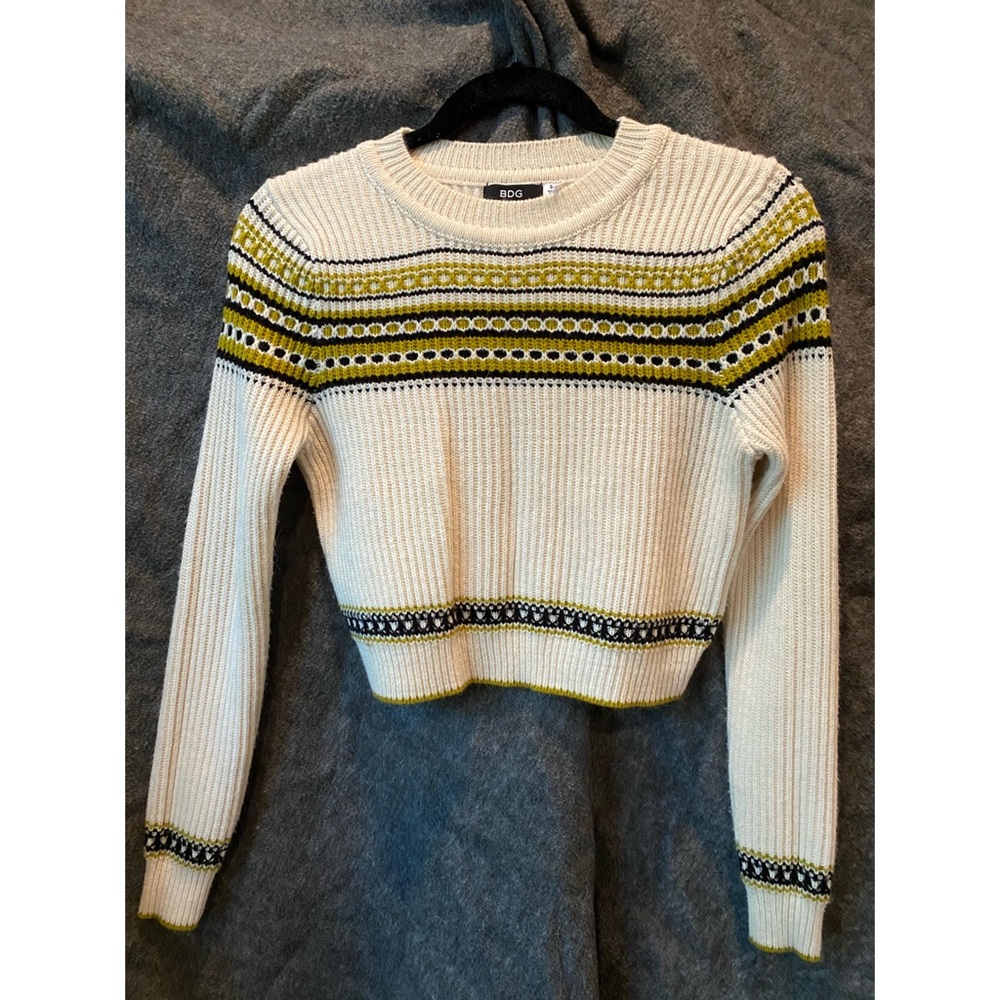 Cropped sweater
